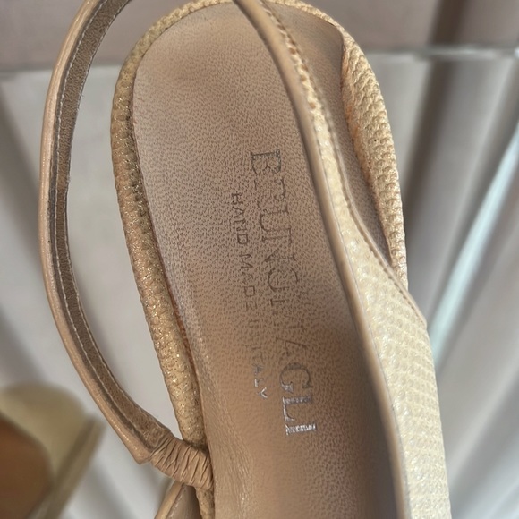 Bruno Magli gold metallic sparkle sling back - Picture 2 of 11